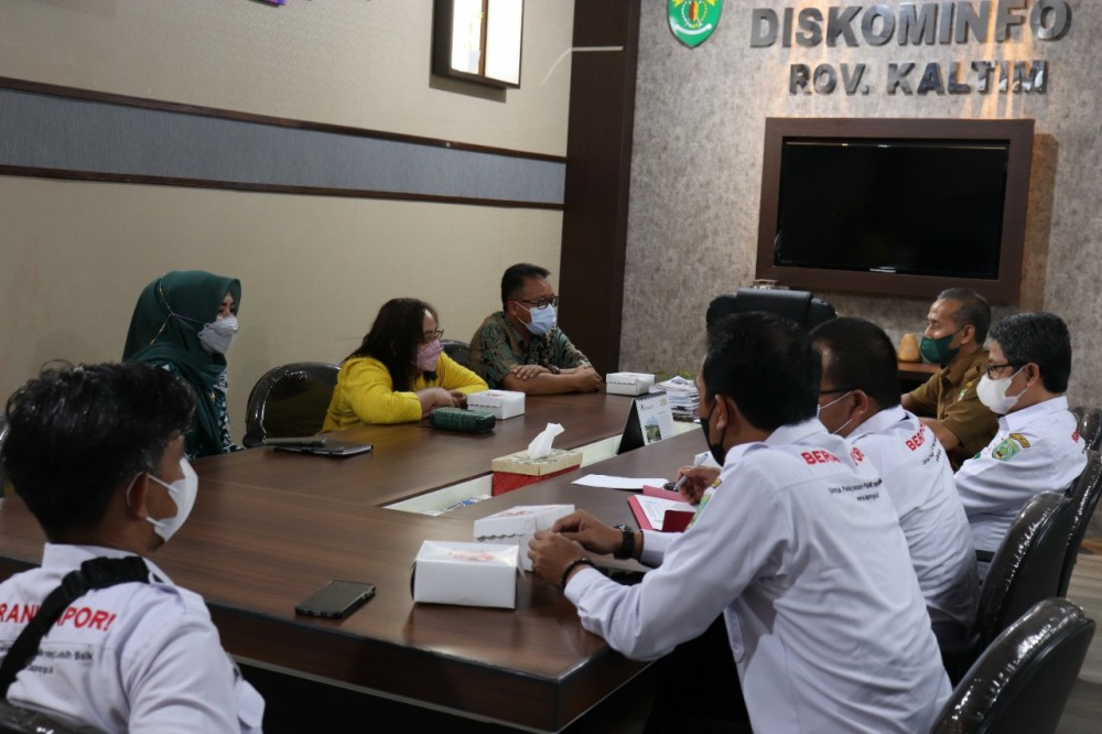 Diskominfo Balangan Kunker Penguatan Kapasitas Layanan Informasi Ke Diskominfo Kaltim