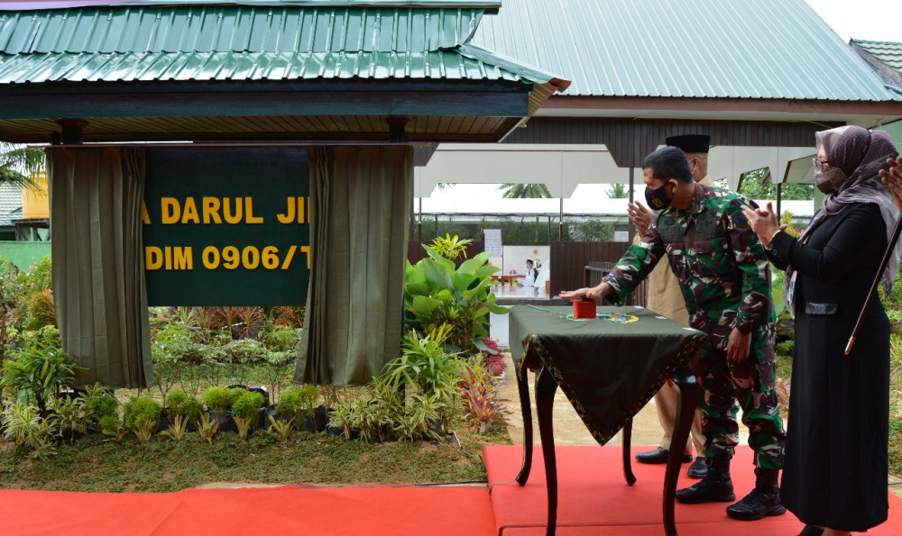 Danrem Resmikan TPA Darul Jihad dan Demplot IFS