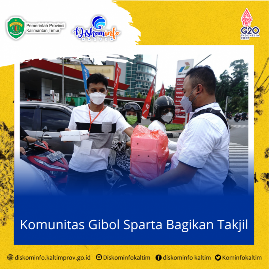 Komunitas Gibol Sparta Bagikan Takjil