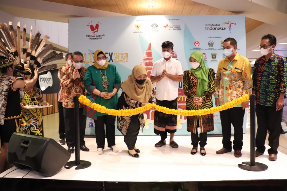 Erni Makmur : Jadikan Expo Ini Sebagai Media Promosi Produk Kaltim