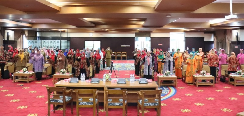 Sambut Hari Ibu, DKP3A Kaltim Gelar Seminar