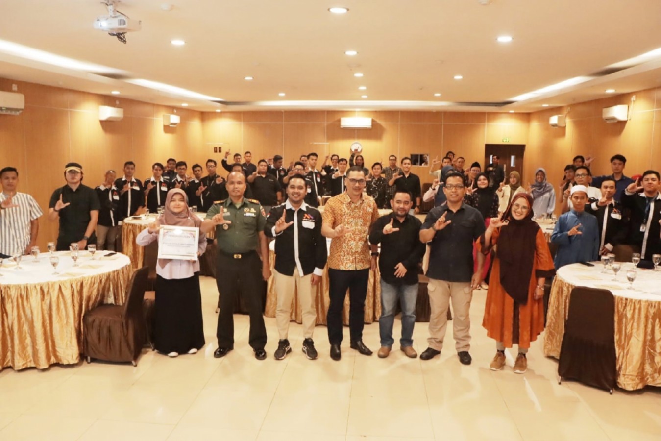 Amsindo Prov Kaltim Gelar FGD dengan Tema "Cerdas Bermedia Menangkal Hoax Jelang Pesta Demokrasi 2024"