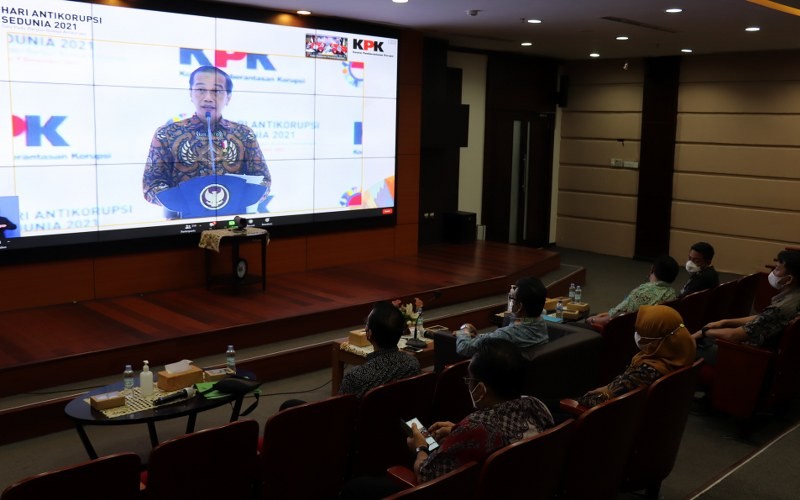 Jokowi : Tindak Tegas Tanpa Pandang Bulu