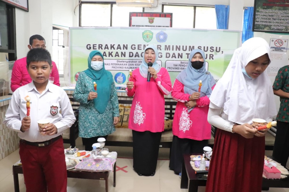 Ajak Anak Minum Susu dan Makan Daging, Telur Kedepan SDM Kaltim Meningkat