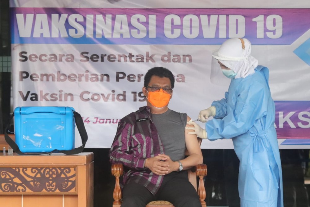 Meski Sempat Tak Penuhi Syarat, Akhirnya Sa’bani Divaksinasi