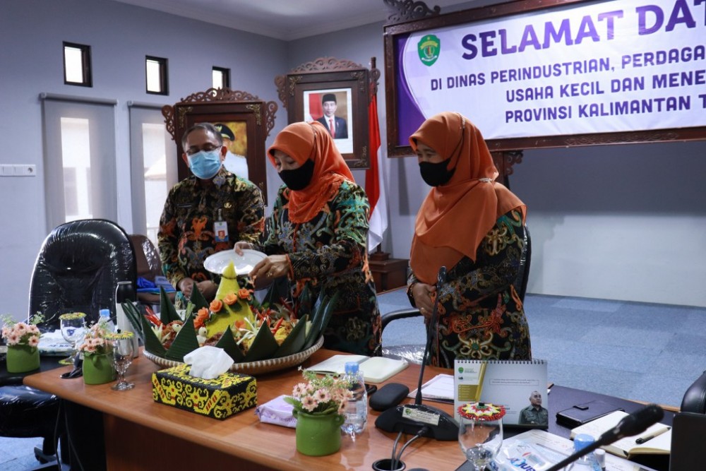 Norbaiti Hadiri Syukuran HUT Dekranas ke 41